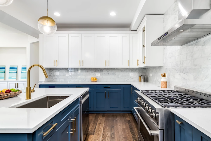 Navy Blue Kitchen Cabinets A New Kitchen Remodeling Design Idea