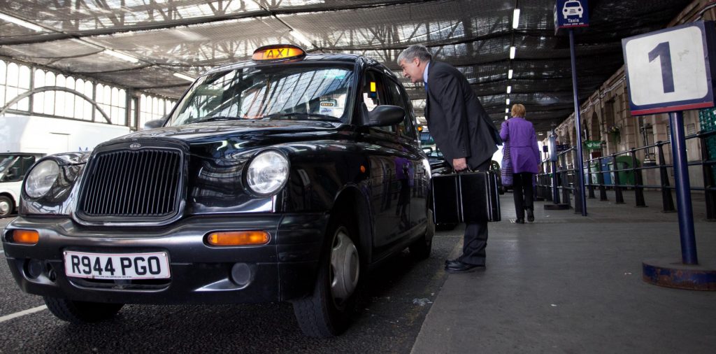 How to Find a Cheap Taxi From Heathrow Airport